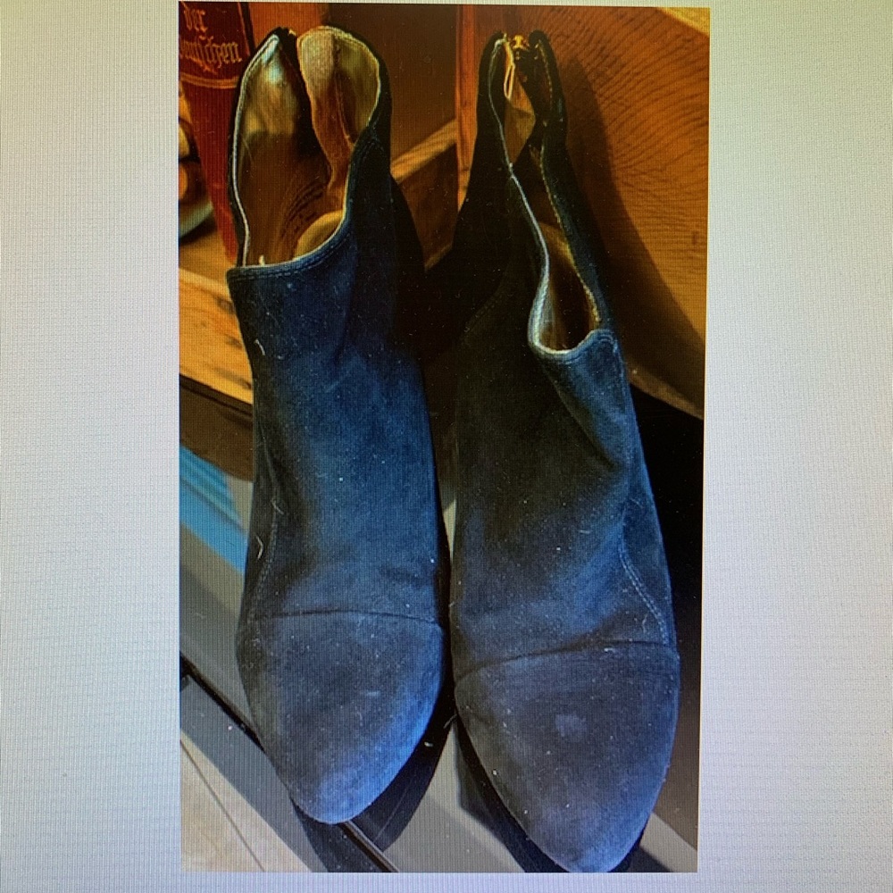 Nine West suede ankle booties